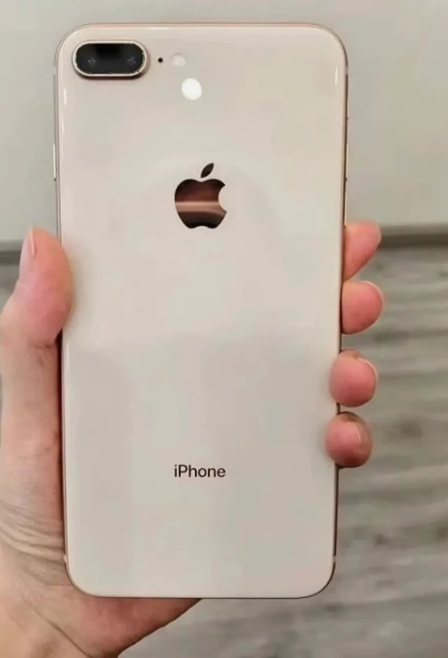 iPhone 8 Plus