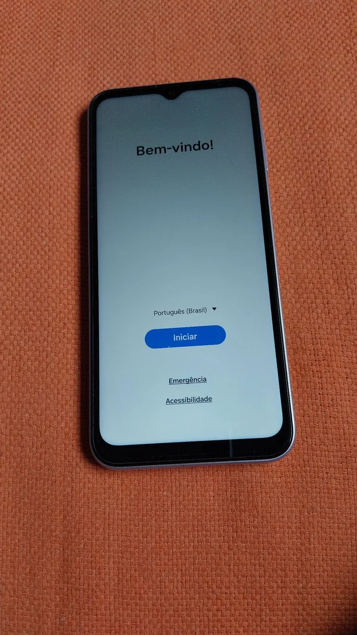 Semi novo muito bom A14 5G 128 Gb tem caixa capinha carregador vendo por 500 reais