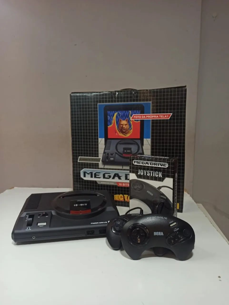 Console Tectoy Sega Mega Drive 2017 Preto com 2 Controles. Aceito Cartão - Foto 2