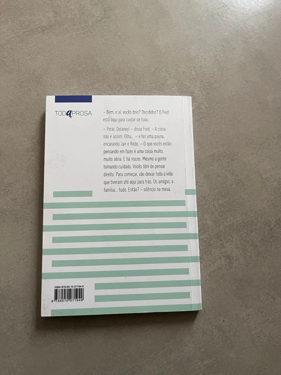 Livro Ilegais - Foto 2