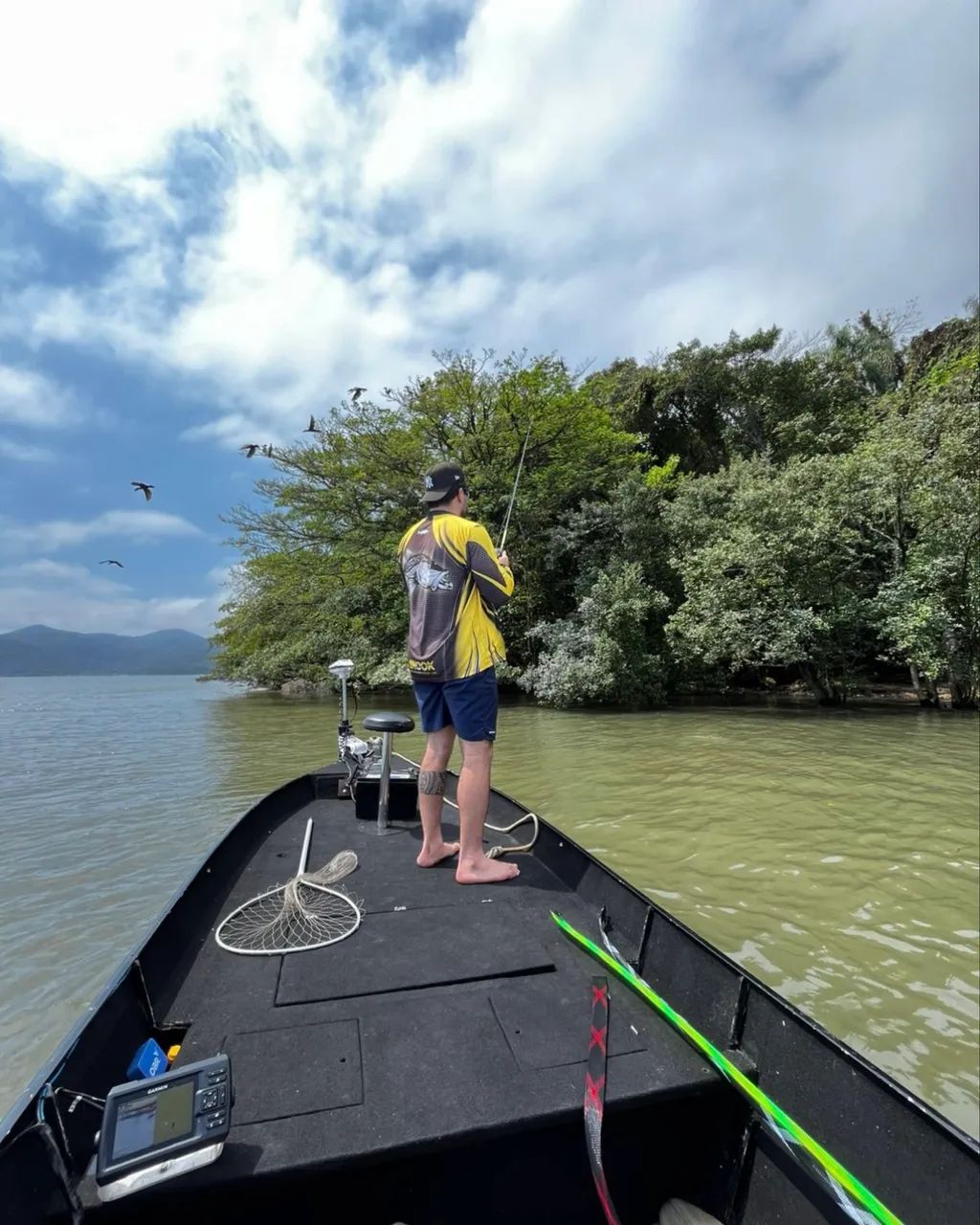 Lancha de pesca 16 pés - plataformada  - Foto 5