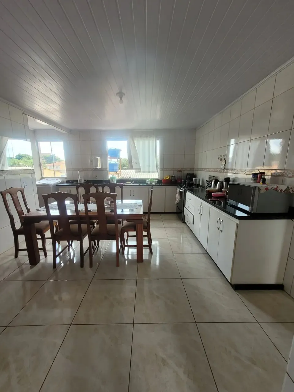 Prédio com 5 Apartamentos e Renda de R$7.000,00/ Setor Tradicional/ Avenida São Paulo