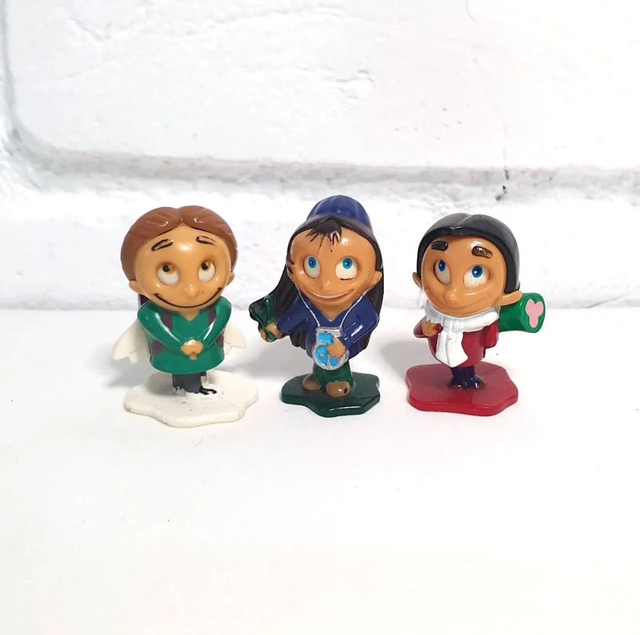 Bonecos miniaturas kinder ovo antigos raros mexem os olhos