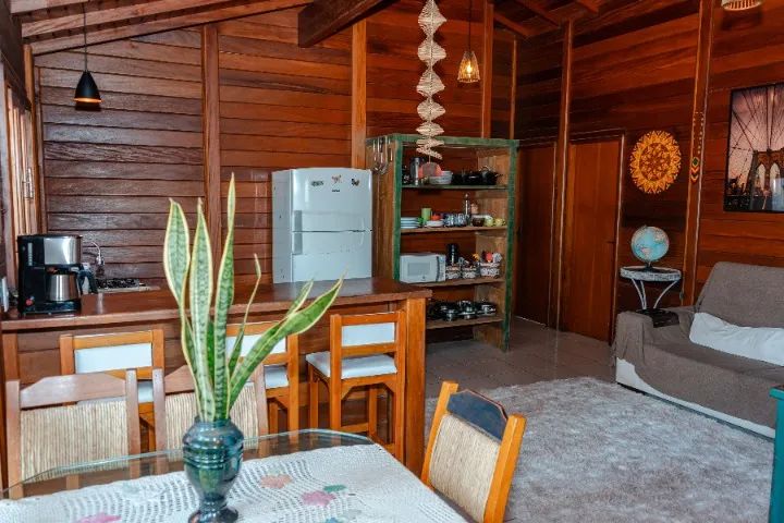 TEMPORADA Chalé Campeche 50mts do Mar - Florianópolis - 5 quartos, 12 pessoas, 3 banheiros - Foto 2