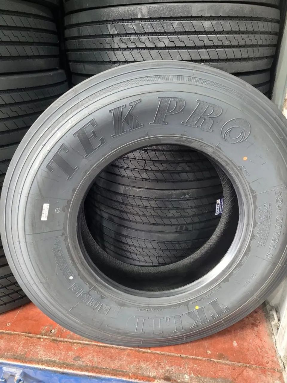Pneu Tek Pro 295/80R22.5 TKL11 - Novo, Pronto para Rodar! - Foto 2