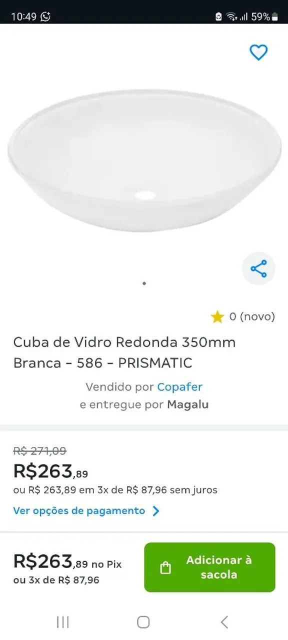 Cuba de vidro com fundo branco