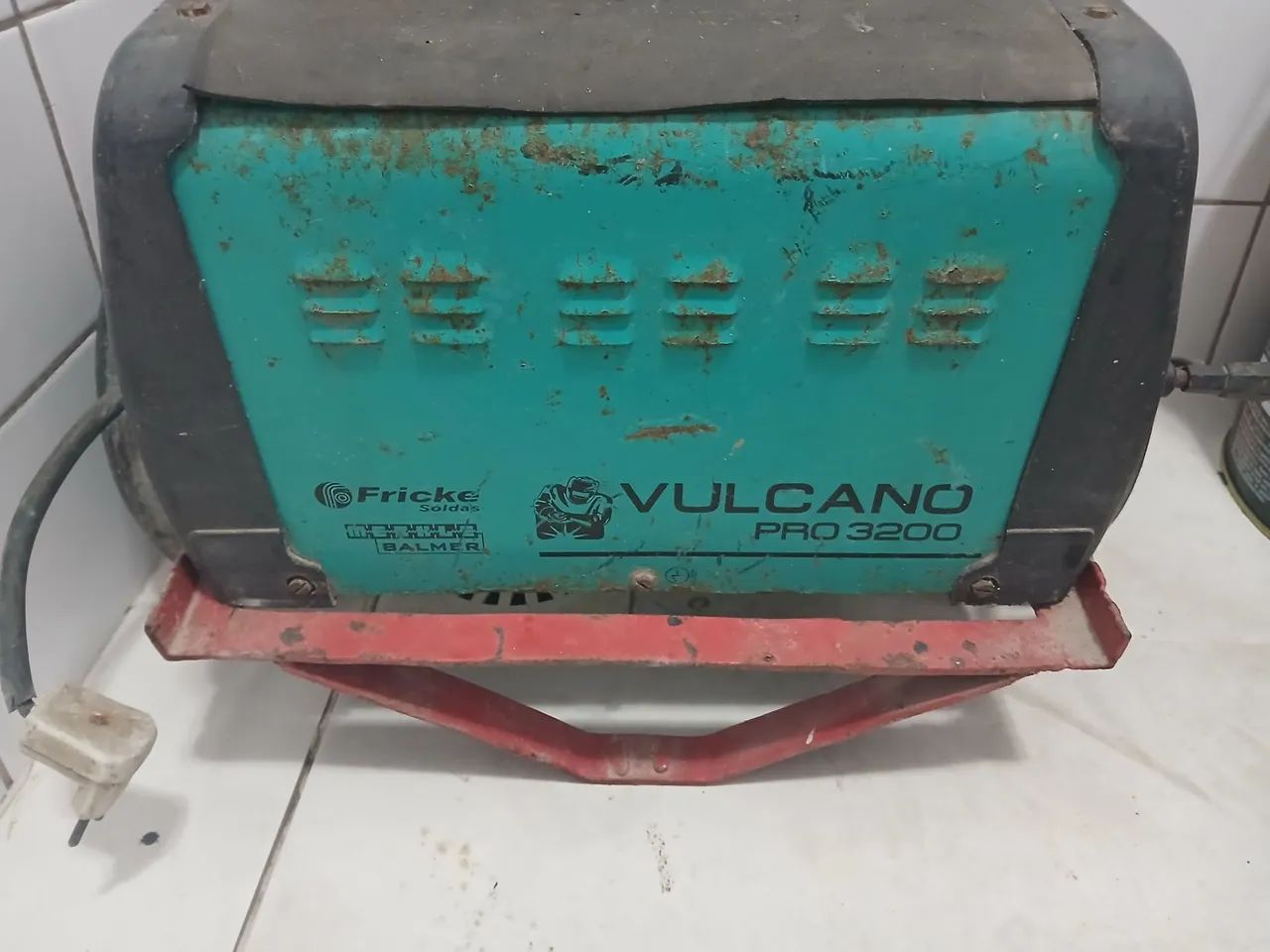 Solda Vulcano Portátil para Construção 220v - Foto 2