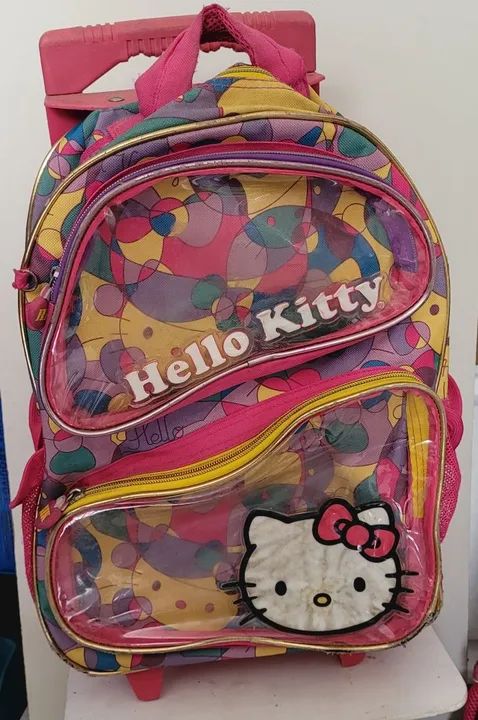 Mochilas e lancheiras diversas