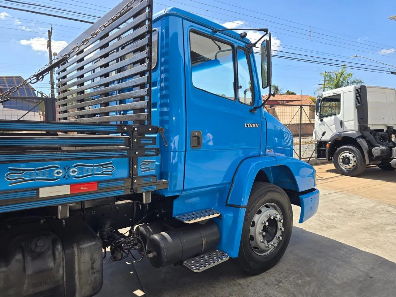 MERCEDES-BENZ MB 1620 ANO 2003 TRUCK CARROCERIA ALEMÃO CAMINHÕES ITAPETININGA  - Foto 5