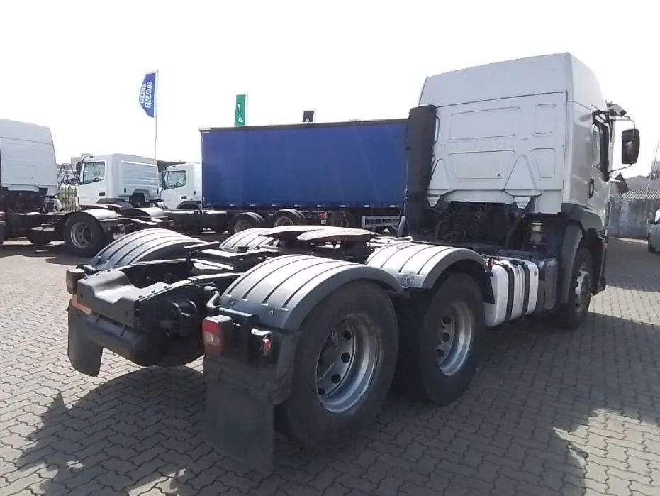 Caminhão VW Constellation 25,420 6X2 - Foto 7