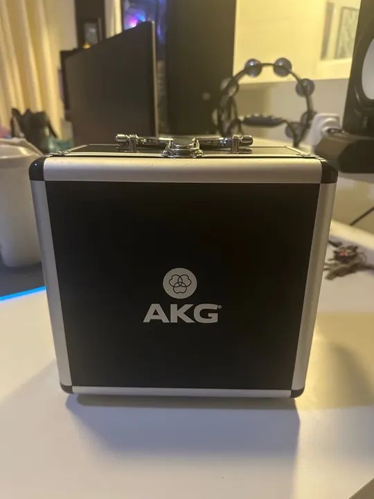 Microfone AKG P420 Perception - Multi-Padrão polar