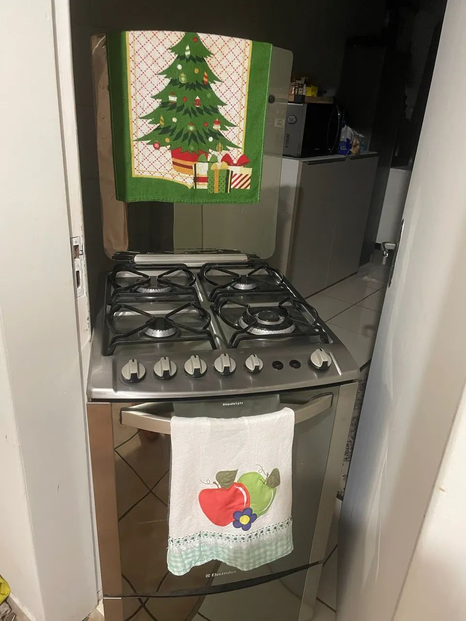 Vendo fogão 4 bocas  - Foto 3