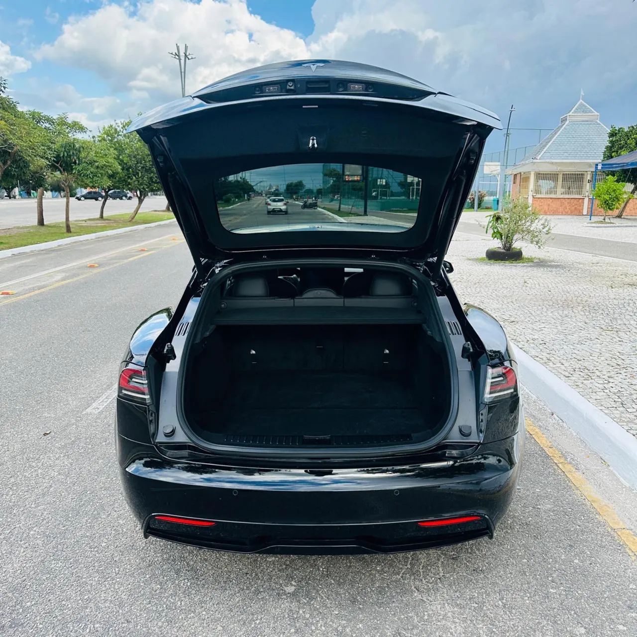 Tesla Model S P85d AWD 4P Eletrico, foto 6 de 9