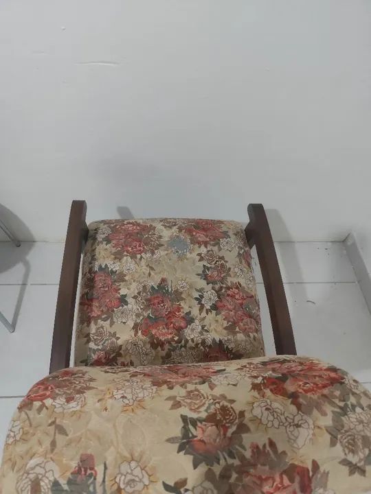 Poltrona com estampa Floral  - Foto 3