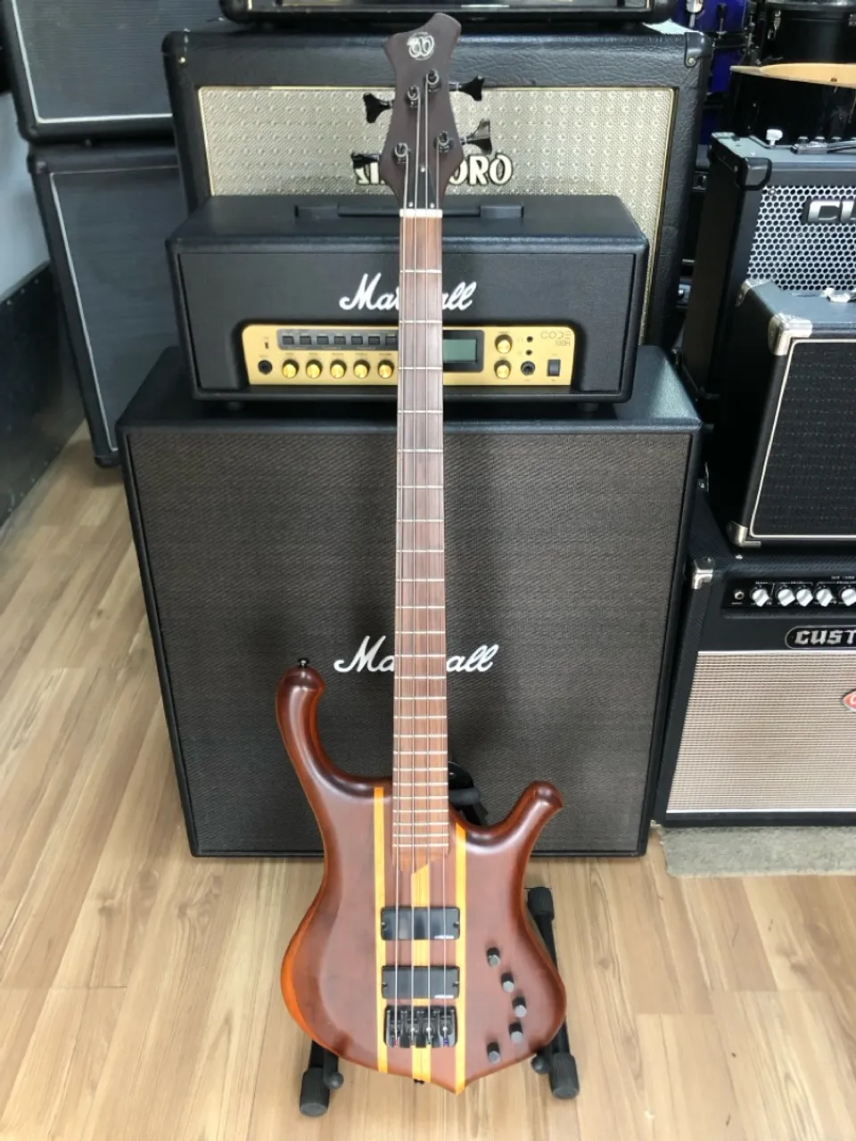 Contrabaixo Walczak custom 