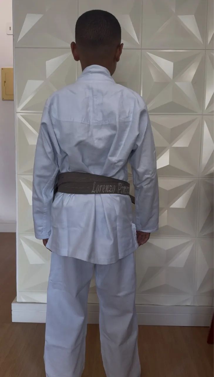 Kimono de Jiu-Jitsu Infantil (novo na etiqueta)  - Foto 4