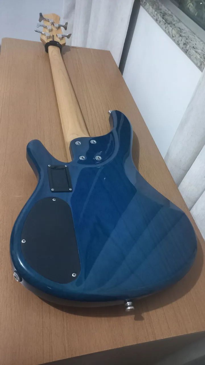 BAIXO TAGIMA MILLENIUM ARTHUR MAIA AM3 SIGNATURE 5 CORDAS. - Foto 4