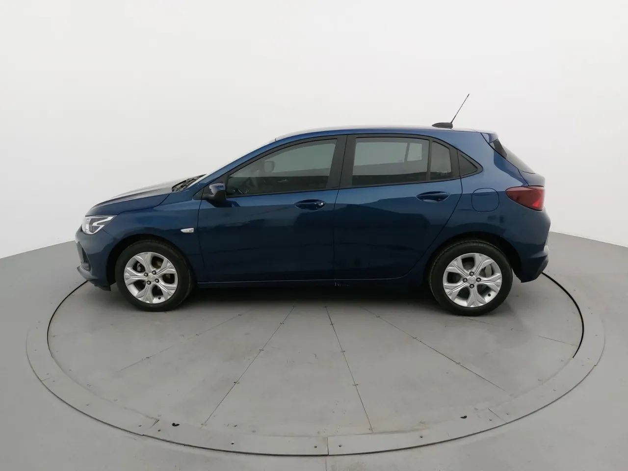 Chevrolet Onix 2023 1.0 turbo flex ltz manual - Foto 2