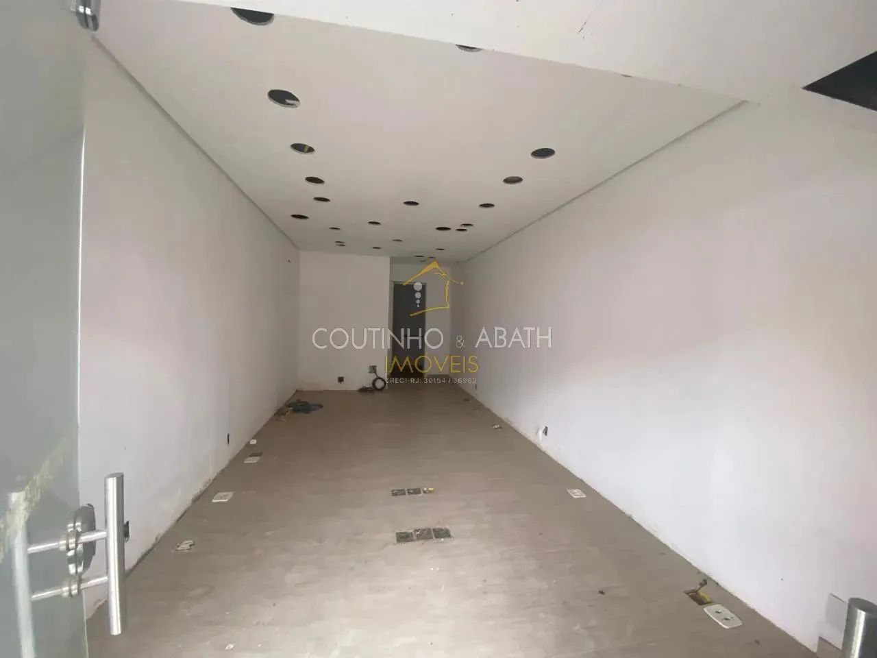 Loja Comercial para Locação em Saquarema, Bacaxá (bacaxá), 1 banheiro - Foto 4