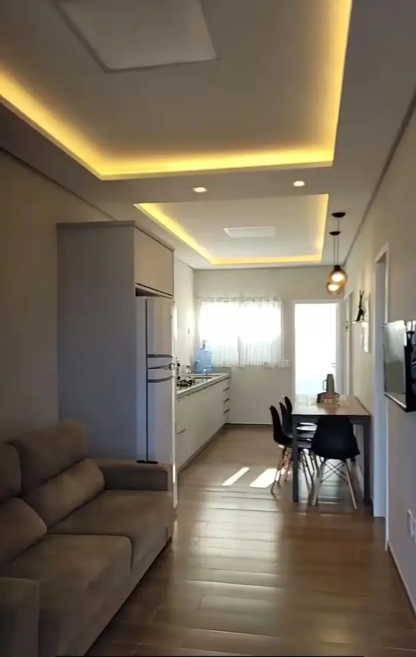 Casa (Padrão), com 3 quartos e 2 banheiros à Venda, 123 m² em Curitiba/PR