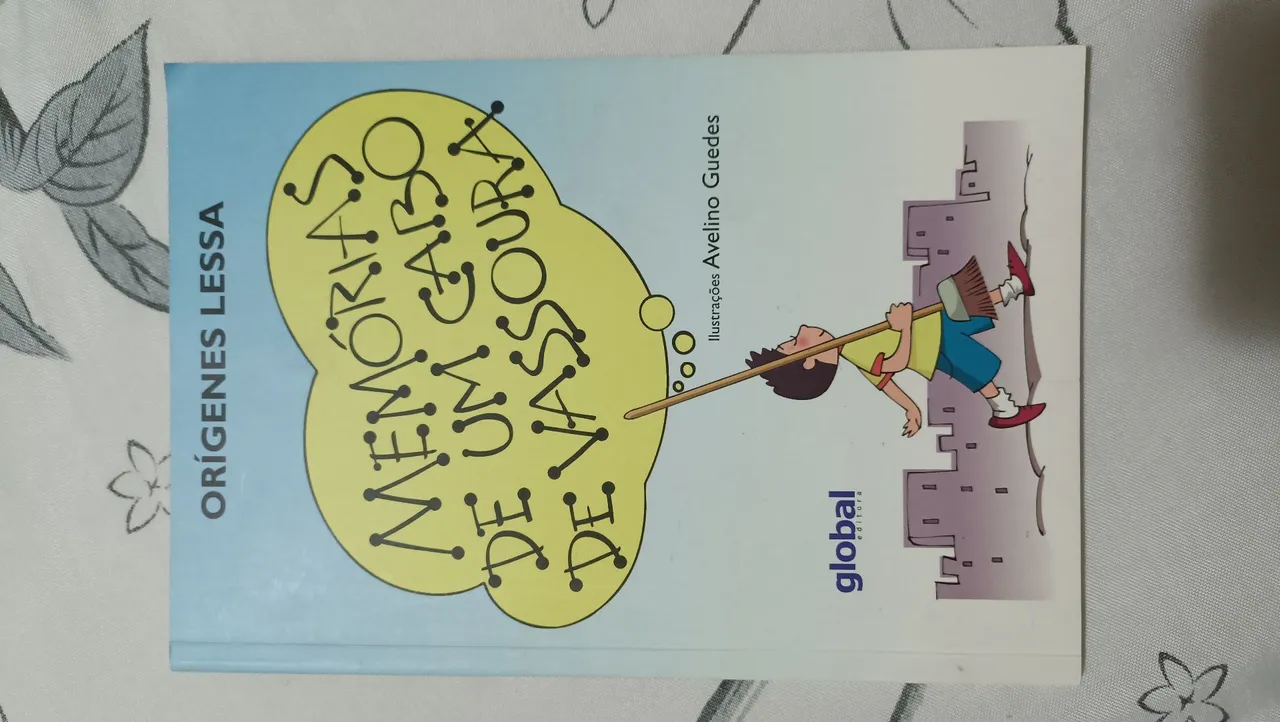 Livro Memórias de um Casco de Vasoura