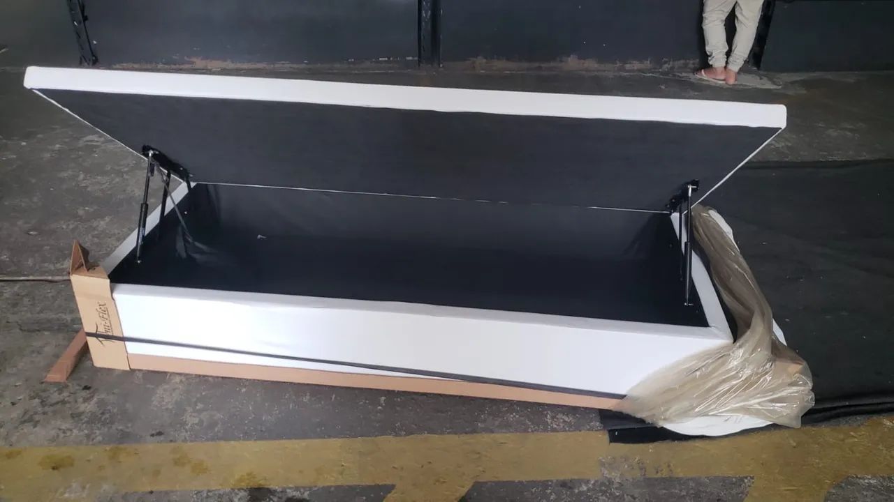 Box baú solteiro levo hoje 