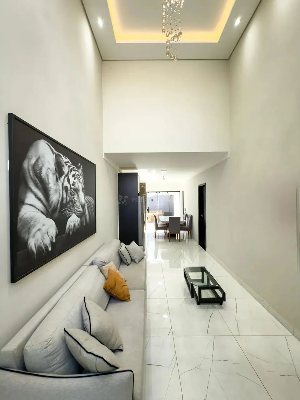 Casa com Suíte, Dupla Laje, Cozinha Planejada, Área Gourmet e Closet com Jardim de Inverno - Foto 5