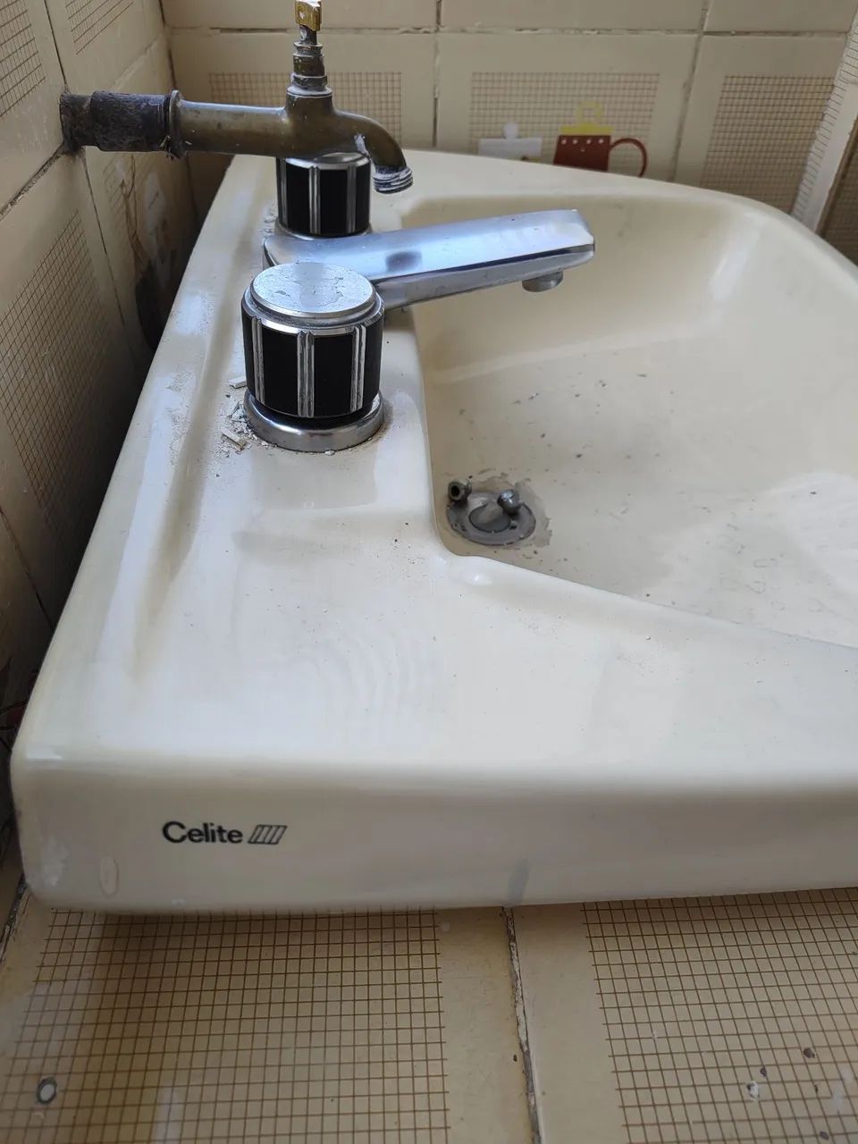 Cuba de cerâmica com coluna e sanitário para banheiro - Foto 2
