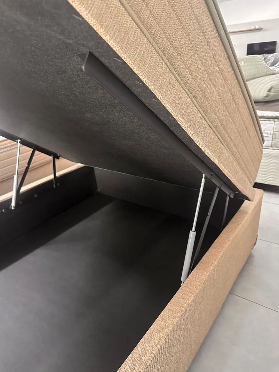 Cama de casal com base baú  - Foto 3