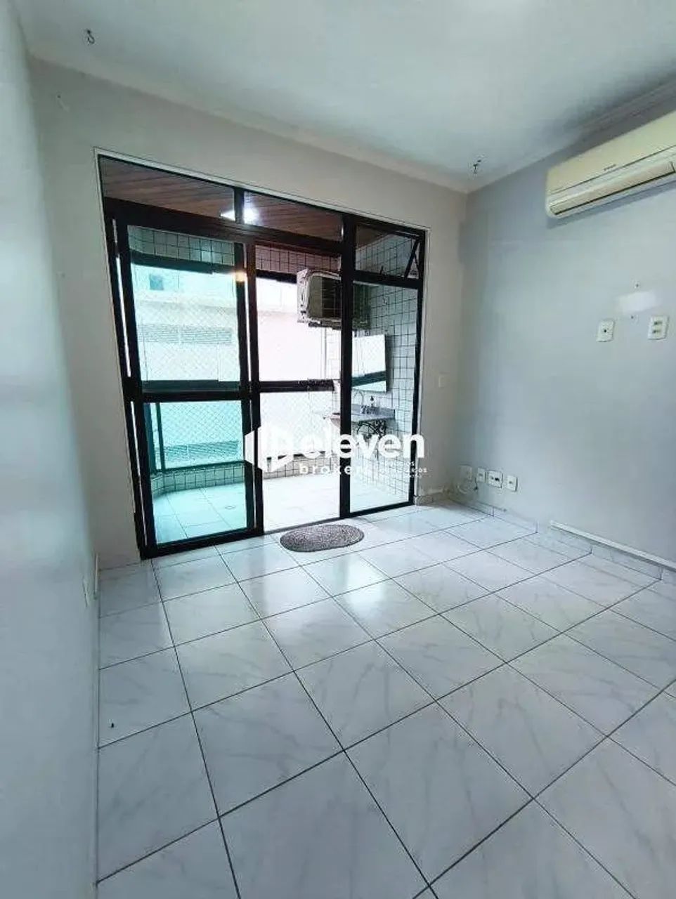 Apartamento para venda na quadra da praia na Aparecida em Santos - Foto 4