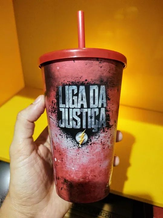 Copos Batman e Flash da Nutty Bavarian (liga da justiça) - Foto 4