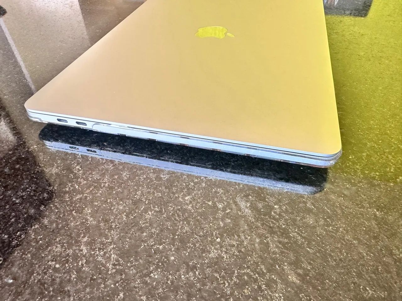 Mackbook M2 PRO 2022 - Foto 3