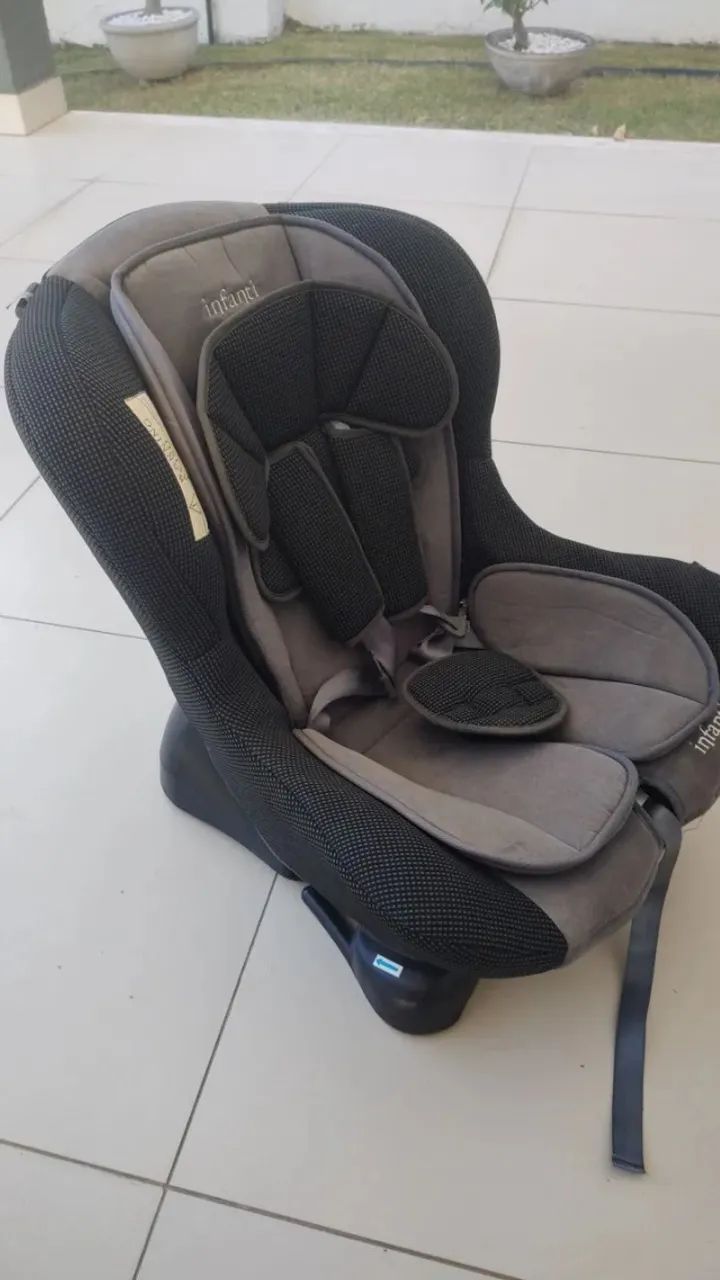 Cadeirinha de criança para carro seminova - Foto 3