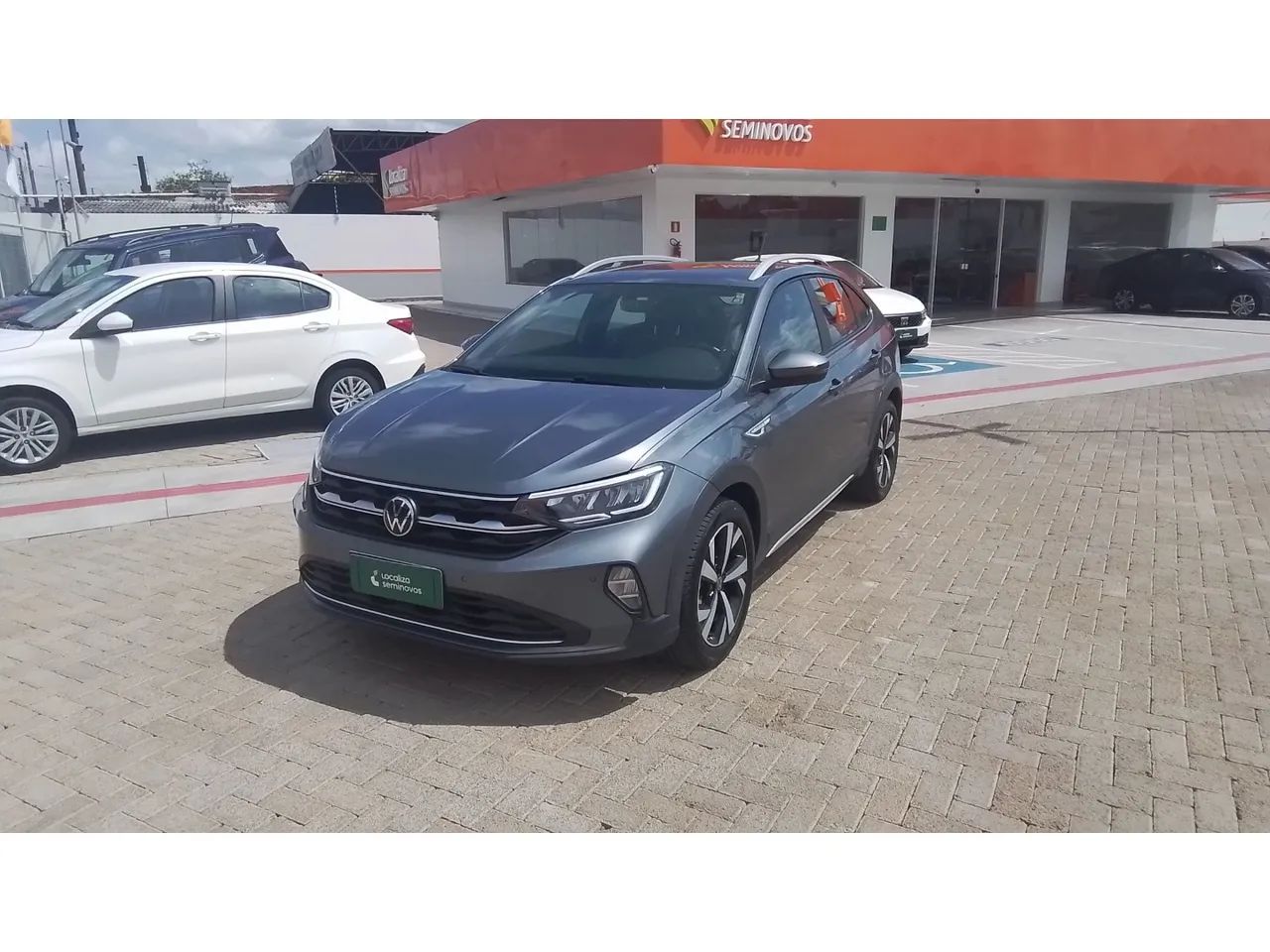 Volkswagen Nivus 2024 1.0 200 tsi total flex highline automático