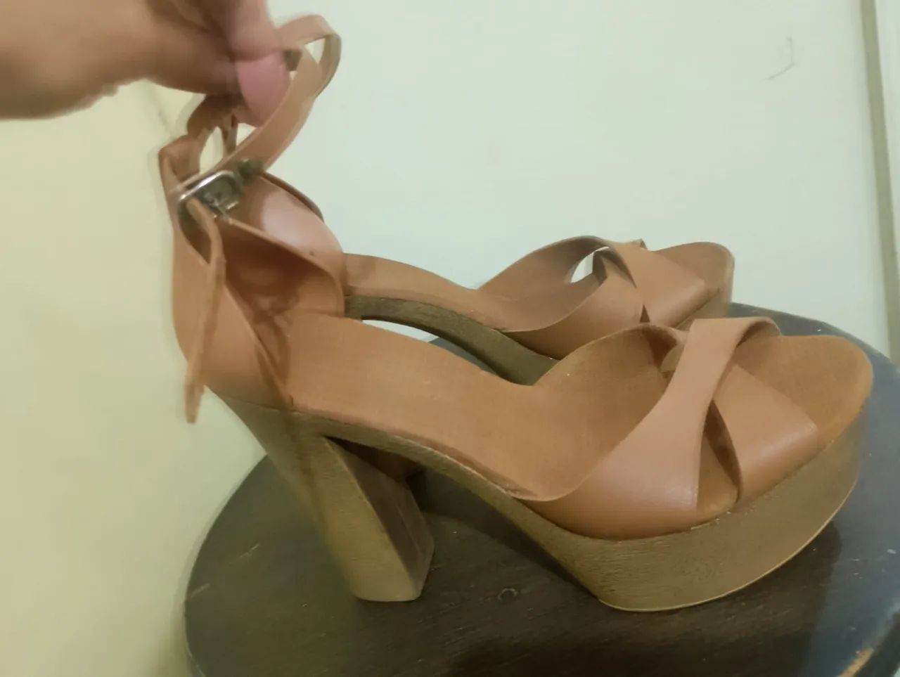 Sapatos e Sandálias  - Foto 5
