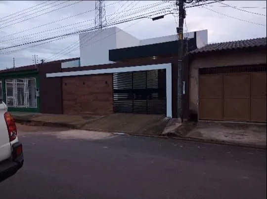 Casa (nova) à venda Bairro Aponiã (não financia)