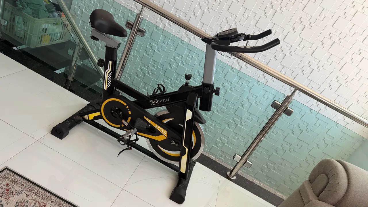 Bicicleta ergométrica de spining 