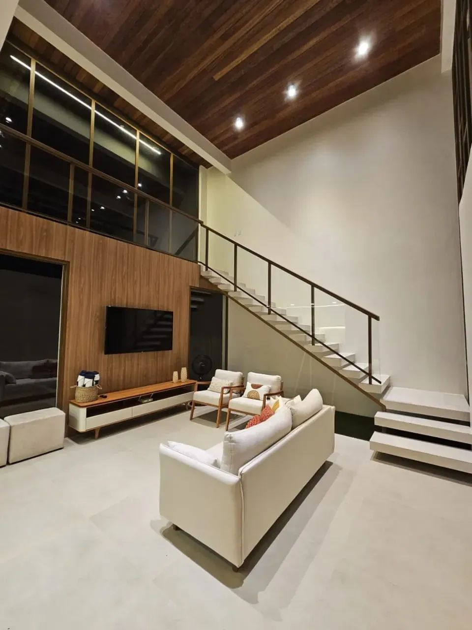 Cód. 8012 Açu da Torre Casa com 4 Suítes Reformada e Área Gourmet - Foto 2