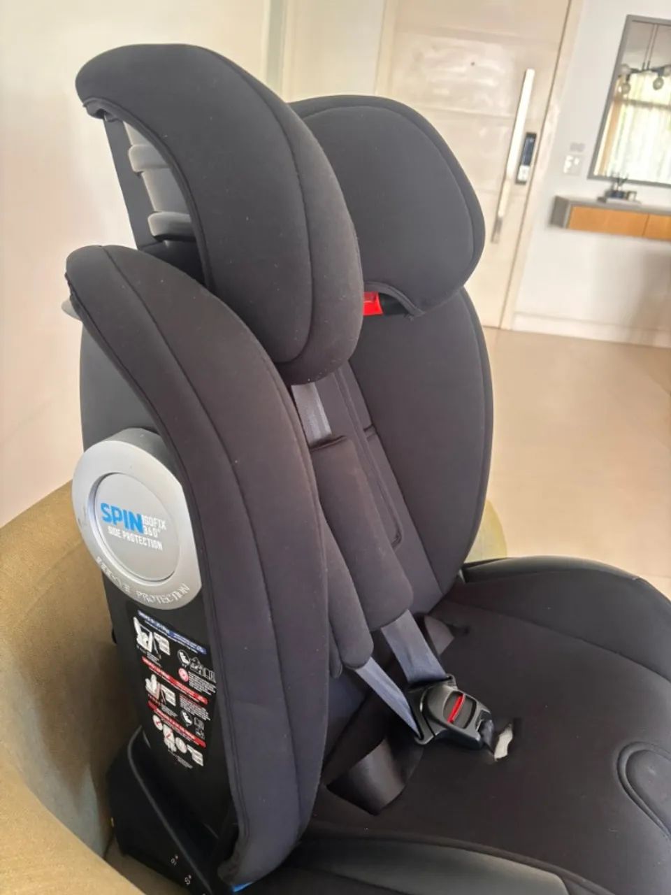 Cadeirinha para carro Burigotto Spin 360º Isofix com Side Protection - Foto 2