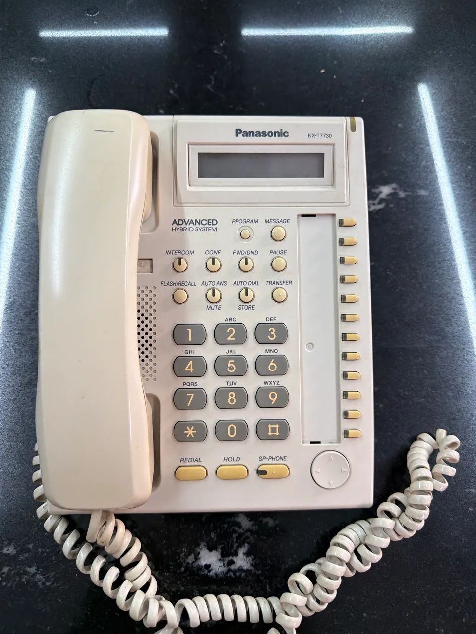 Aparelho para central PABX da Panasonic modelo KX-7730