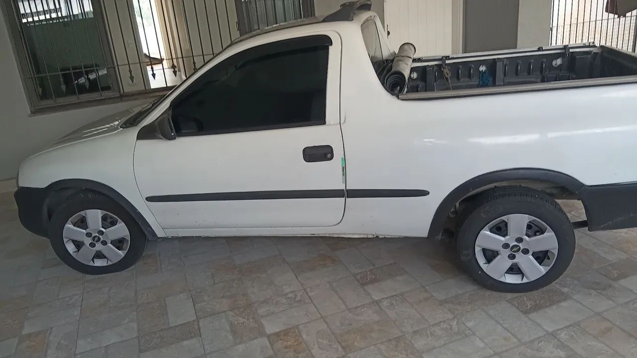 Chevrolet Corsa Corsa Pick-Up STD/ Rodeio 1.6 MPFI 2001