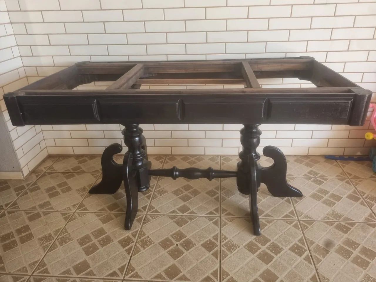 Mesa Colonial Pés Duplos Antigus 