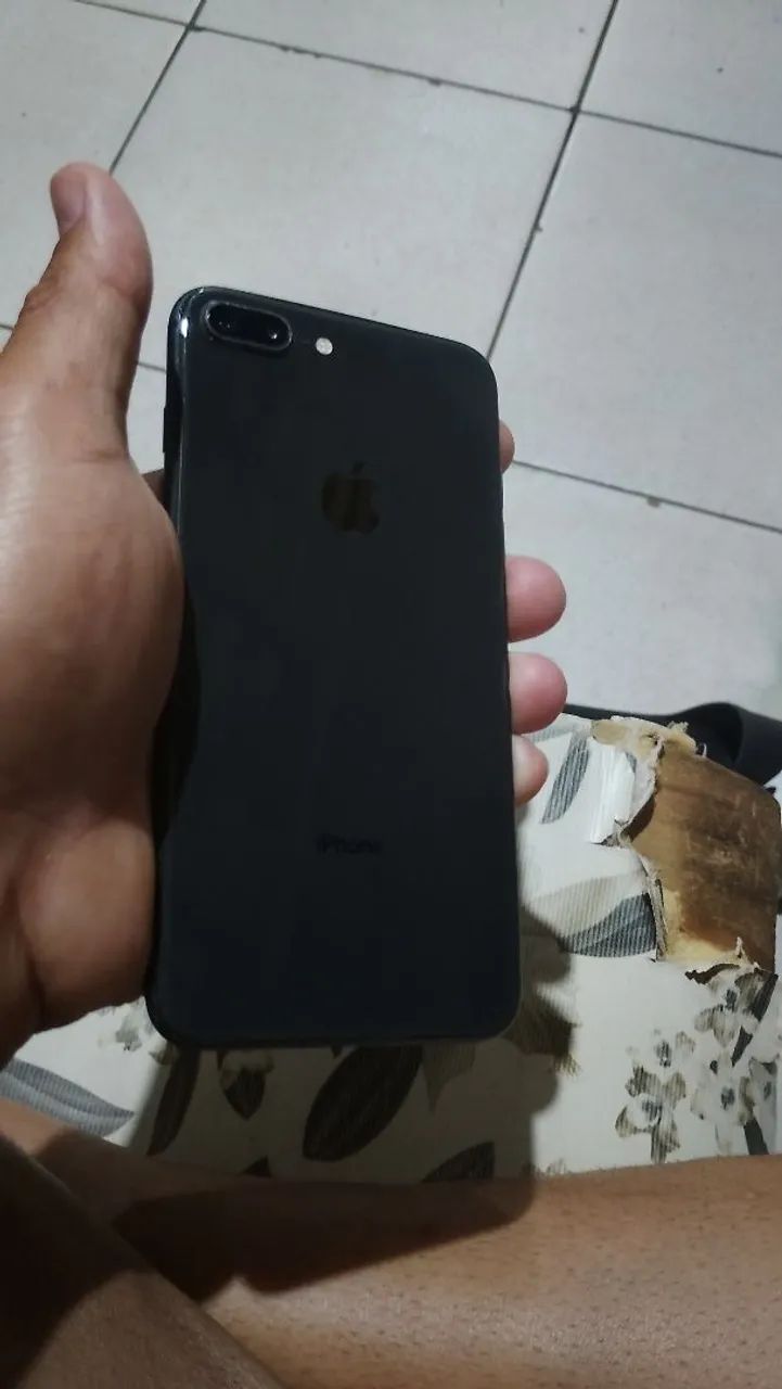IPHONE 8 PLUS 