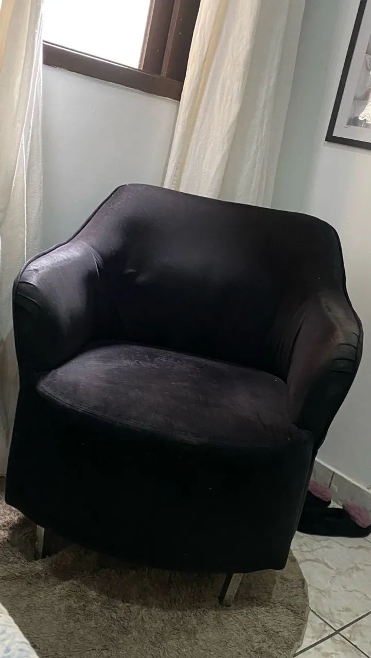 Poltrona veludo preta 