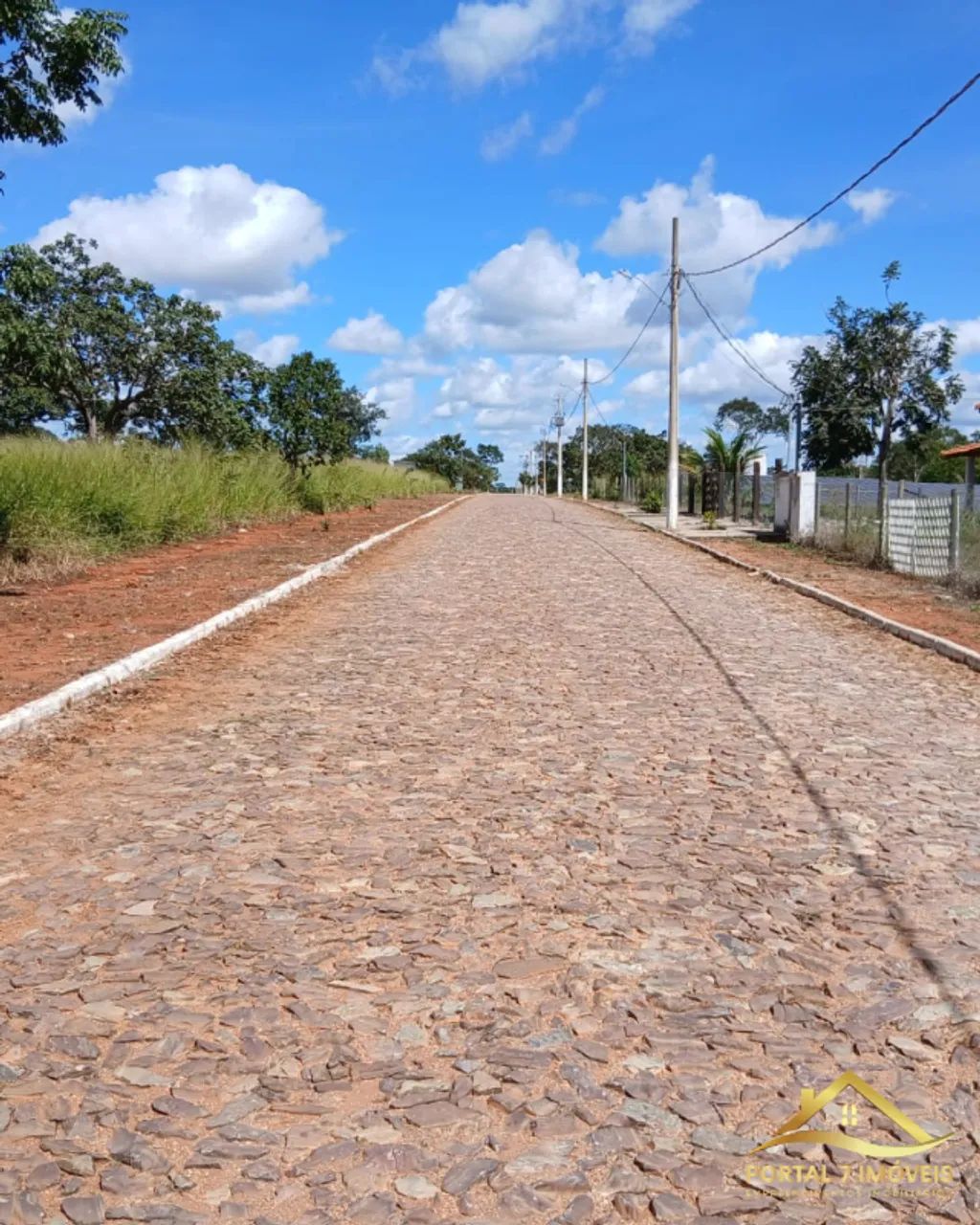 LOTE DE 1.000m² À VENDA EM CONDOMÍNIO FECHADO - Foto 2