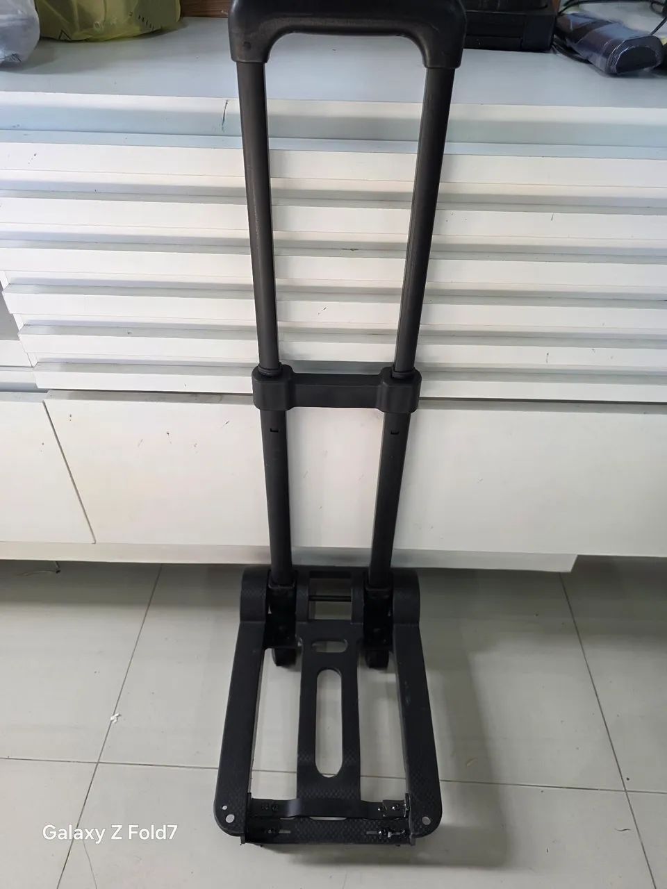 Carrinho articulavel com 4 rodinhas R$60,00 - Foto 4