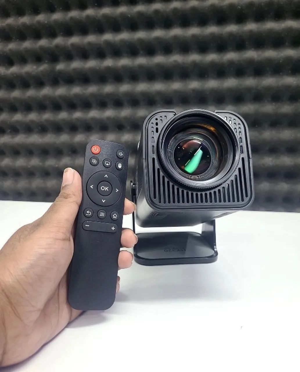 PROJETOR LED HY320