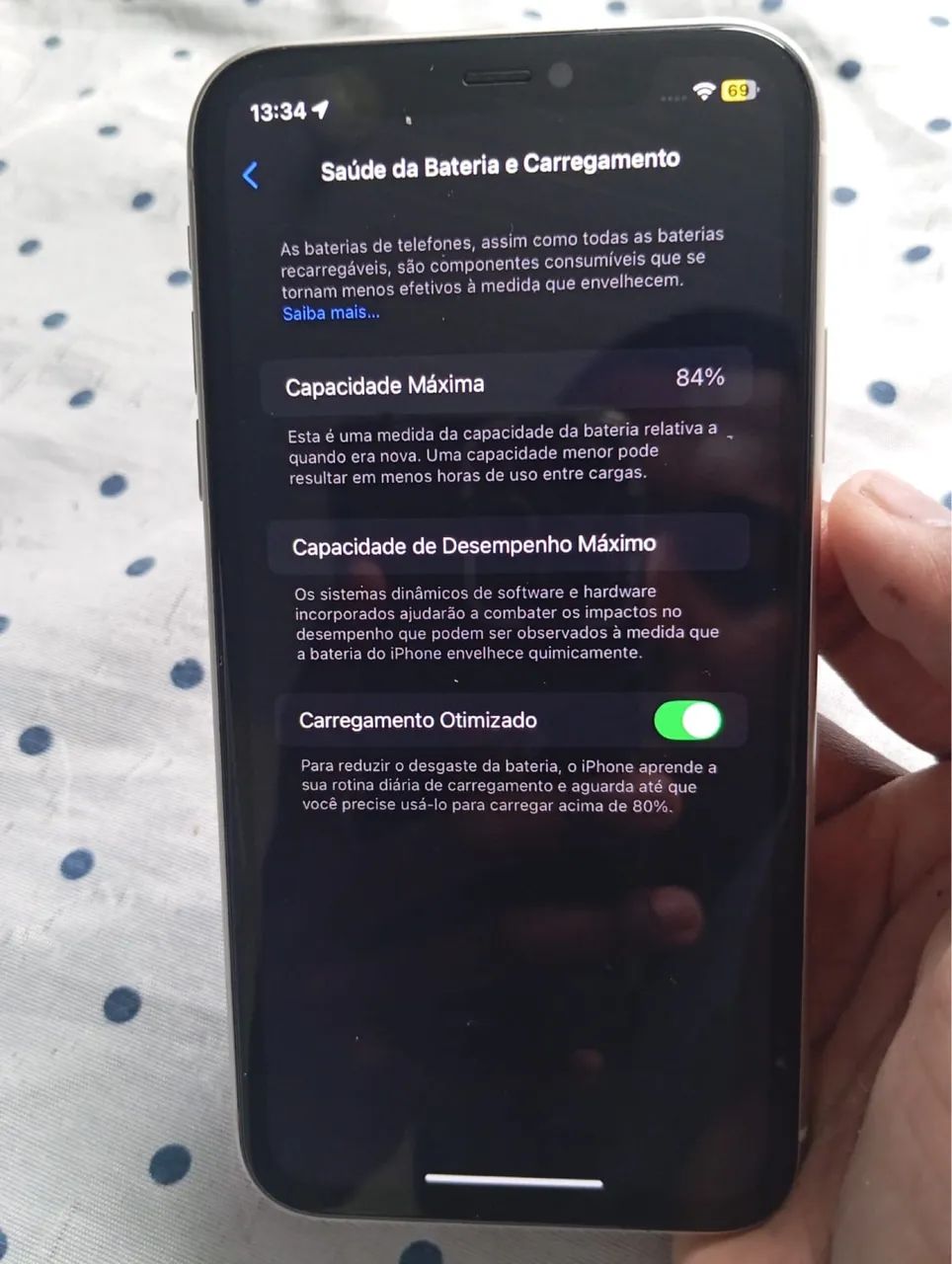 Vende-se Iphone 11 branco 