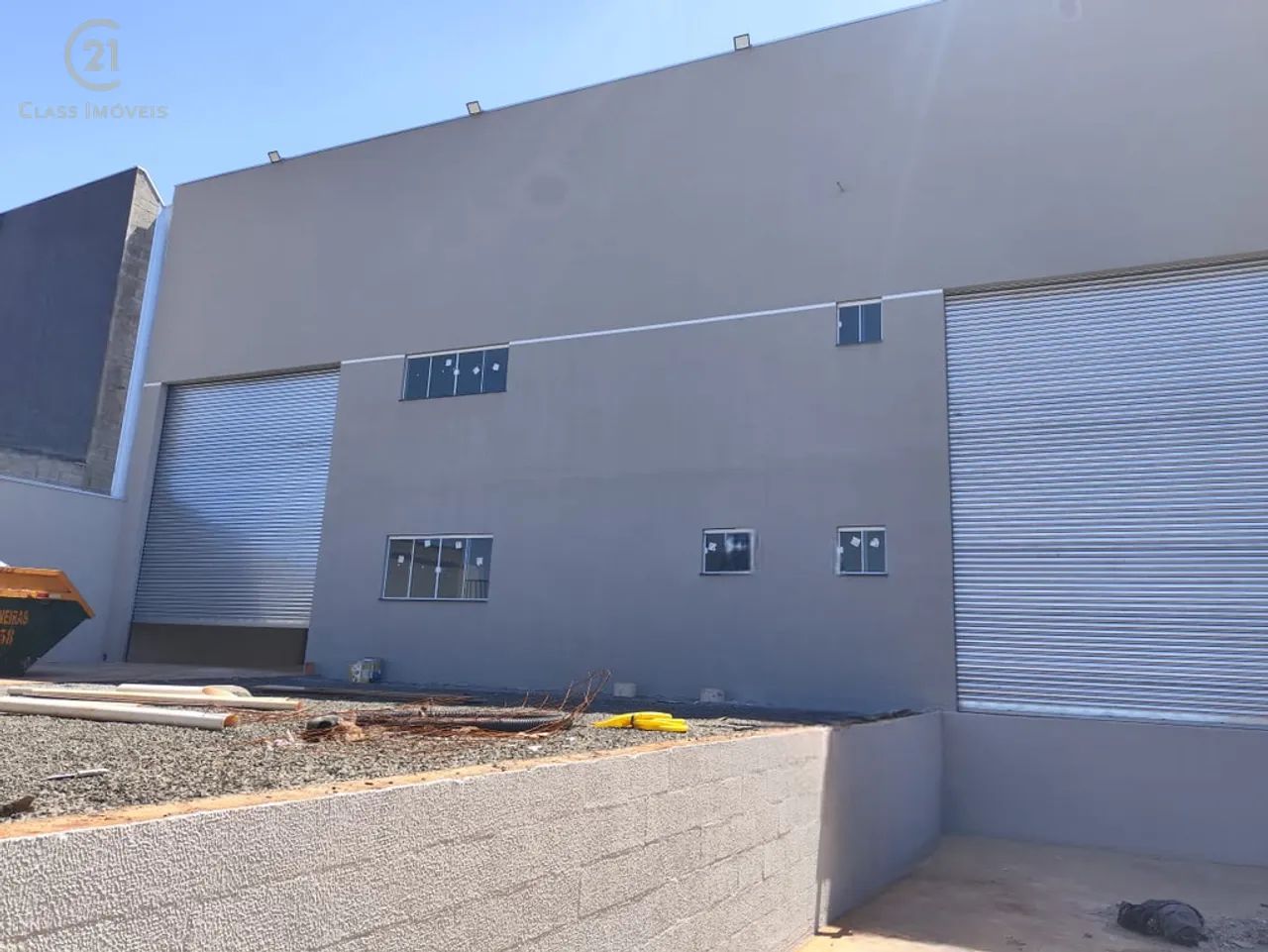 Barracão para alugar em Londrina, Industrial, com 950 m²