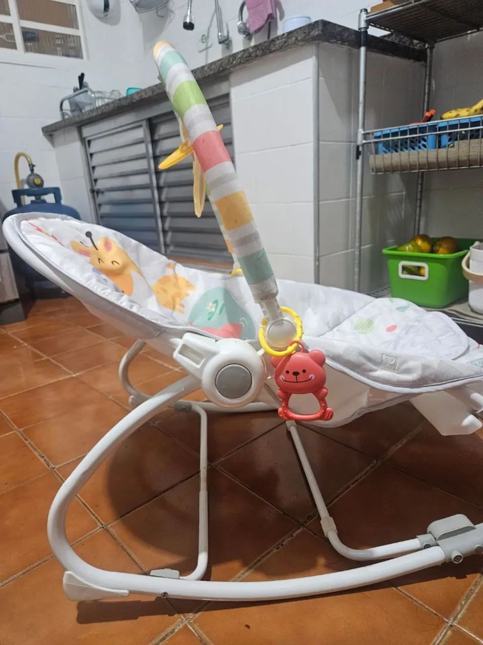 Balanço e cadeira de descanso c/ som